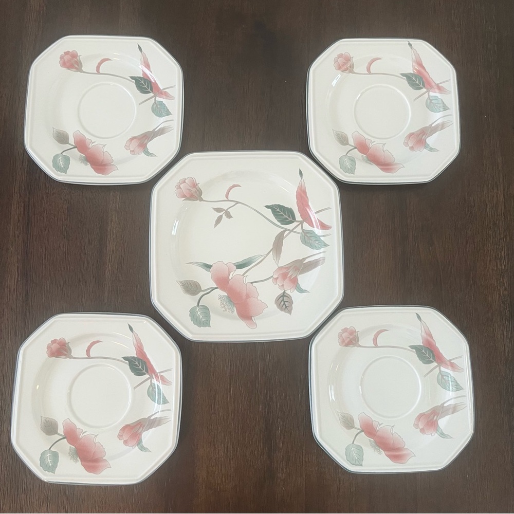 VINTAGE MIKASA FLORAL PLATES Continental F3003 Silk Flowers Set of 5